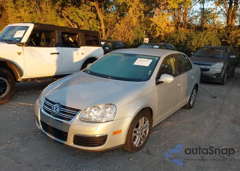 2010 Volkswagen Jetta S from USA, damaged, VIN 3VWJX7AJ2AM027650